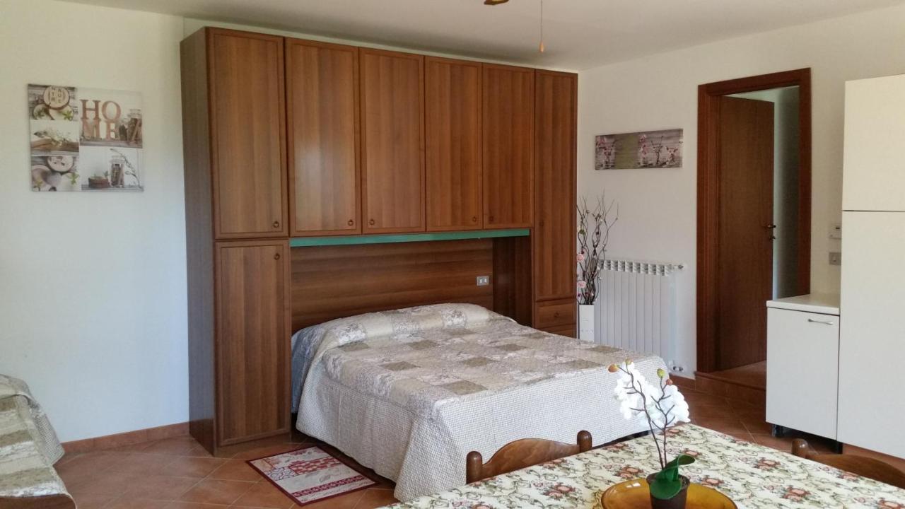 Case In Campagna Con Piscina A Todi Kültér fotó